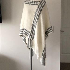 White & Grey Fringe Sweater Poncho Soft